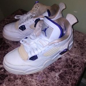 Jordan 4 metallic purple